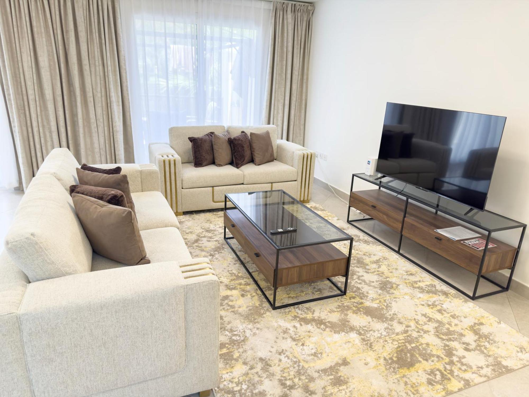 Al Hamra Village Villas- Blue Collection Homes * Ras el Kaïmah