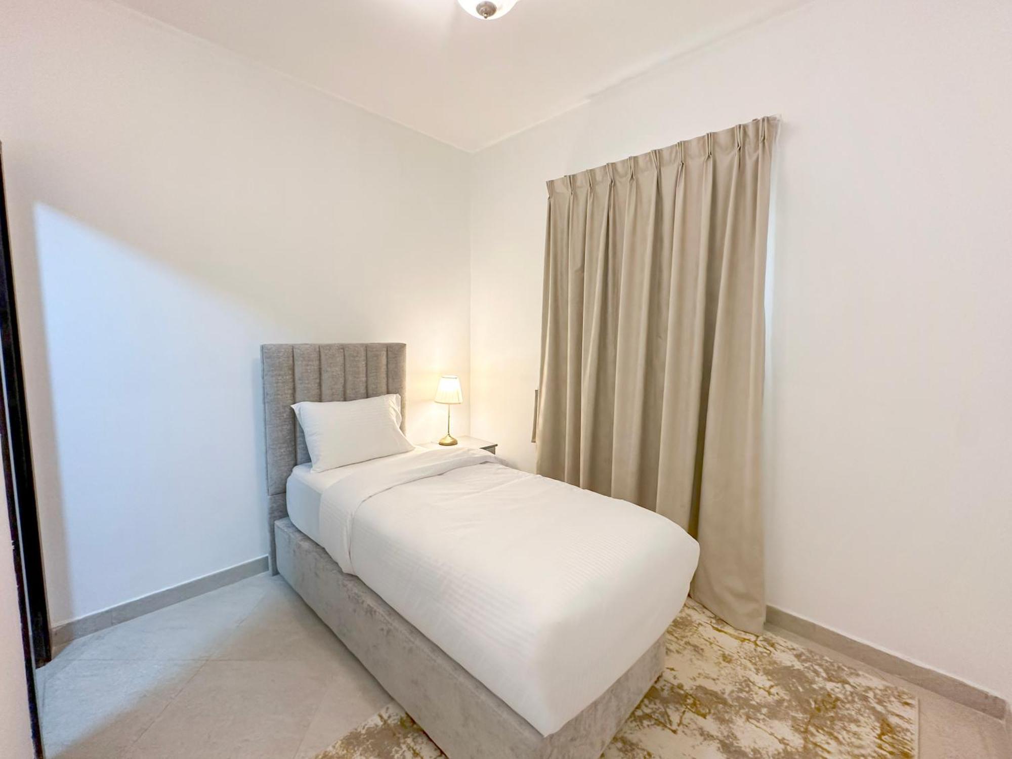Al Hamra Village Villas- Blue Collection Homes * Ra’s al-Chaima